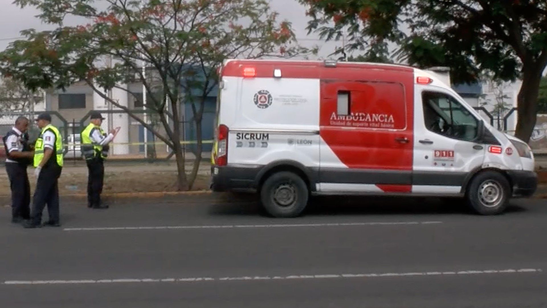 Mario de 21 años de edad, falleció al derrapar en su moto, esperó casi dos horas a la ambulancia.